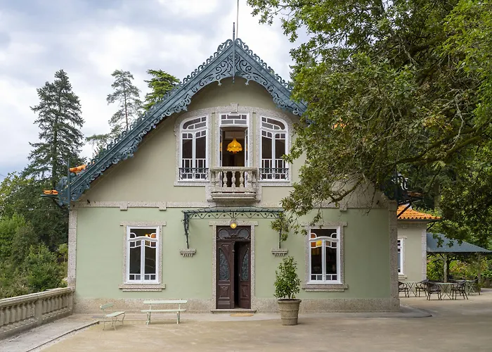 The Grove Houses