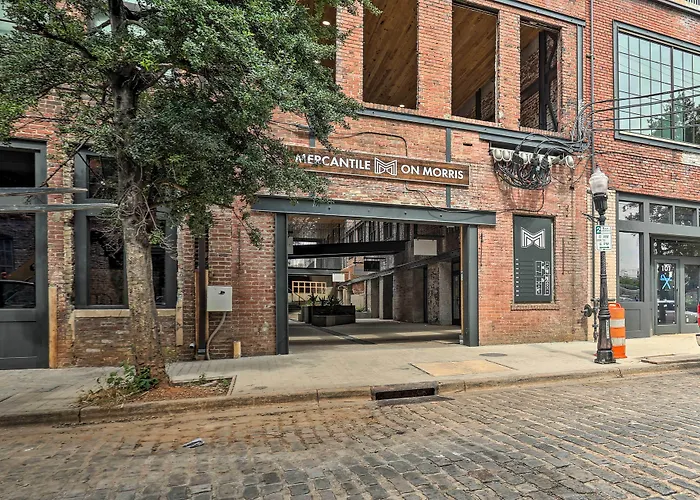 Modern Downtown Birmingham Condo W/ Rooftop Access
