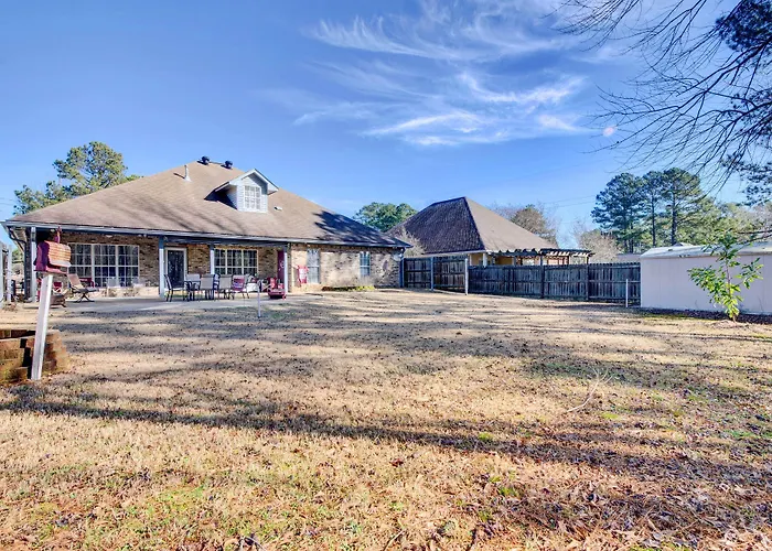Starkville Vacation Rental ~ 2 Mi To Msu!