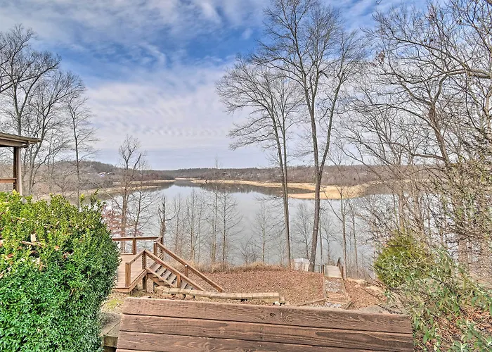 Lakefront Retreat W/ Views, Near Mammoth Cave!