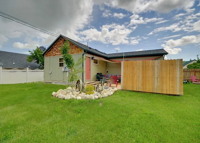 Red Lodge Retreat W/ Hot Tub: 3 Blocks To Downtown