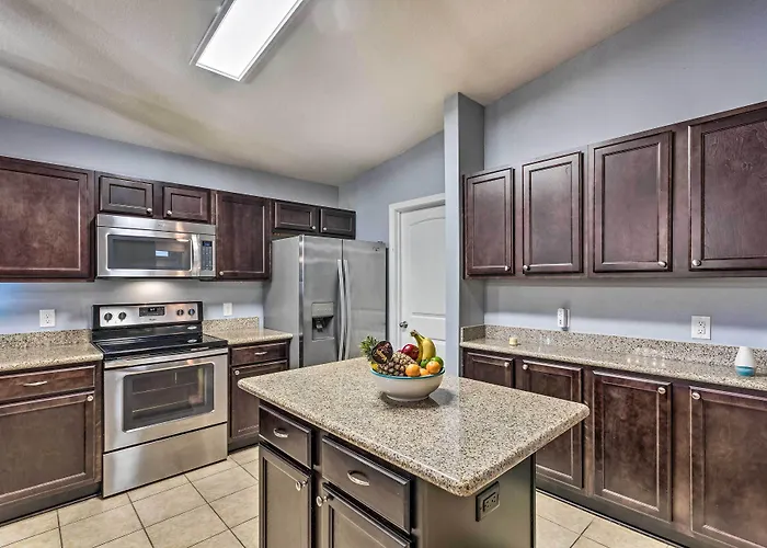 Spacious Navarre Retreat W/ Fenced-In Yard!