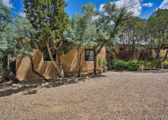Modern Condo W/ Santa Fe Charm 1 Mi To Plaza