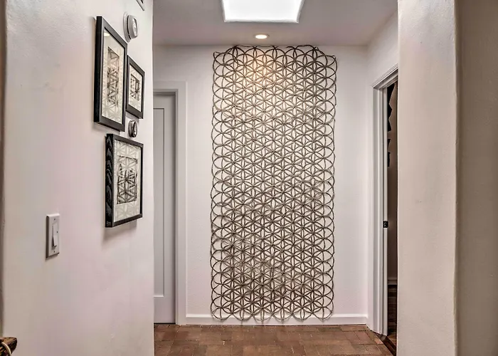 Modern Condo W/ Santa Fe Charm 1 Mi To Plaza