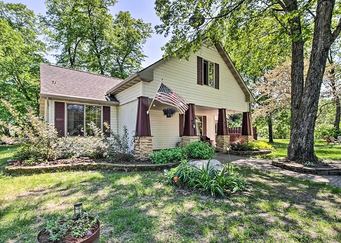 Retreat W/ Lake Access & Private Boat Dock!
