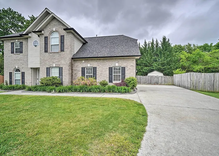 Home Sweet Home' W/ Private Pool + Patio!