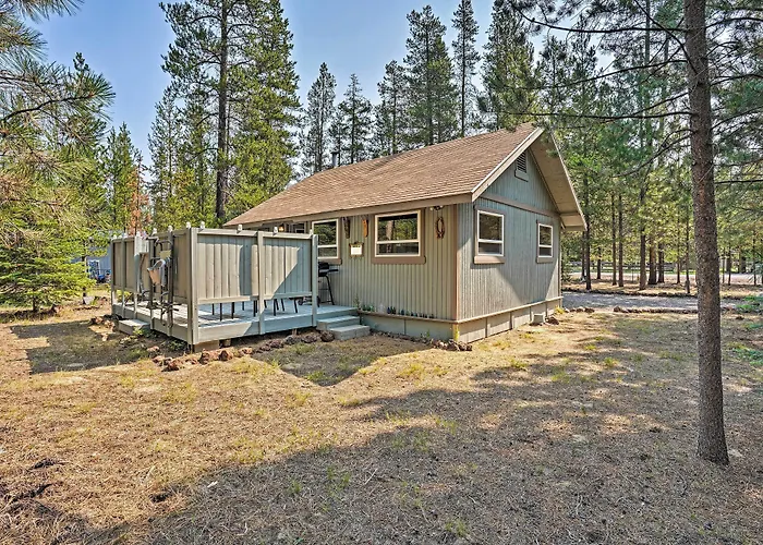 High Lakes Hideaway: La Pine Fishing Cabin!