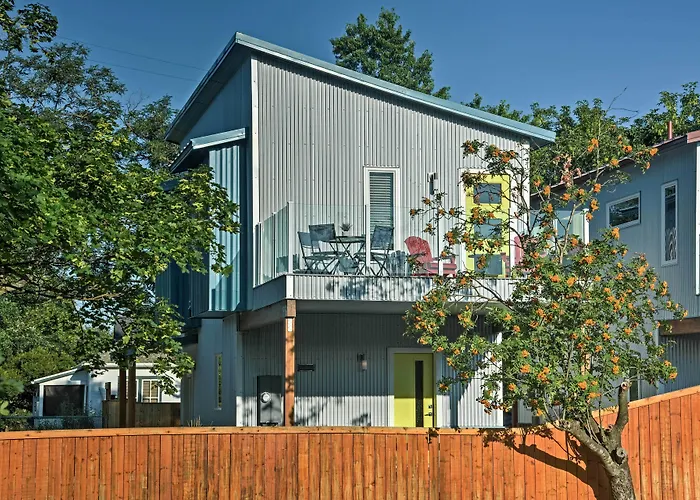 Missoula Getaway W/ Balcony, 2 Mi To Downtown!