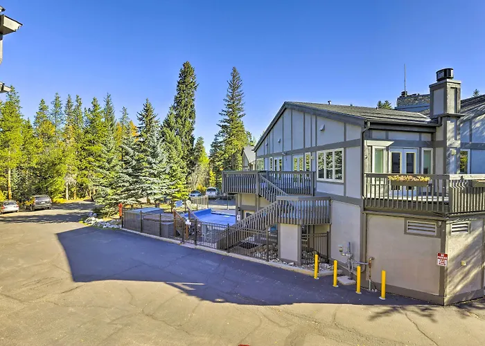 Creekside Frisco Condo W/ Views & Pool Access!
