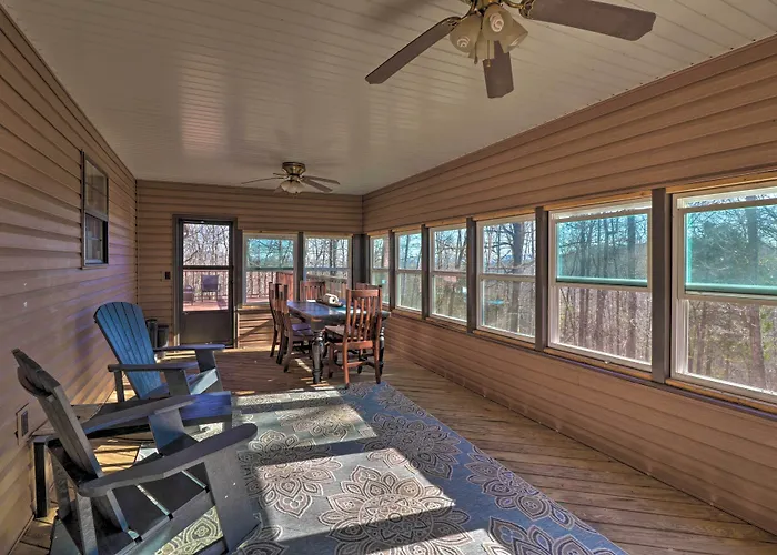 Secluded Marble Falls Family Home W/ Mtn Views!