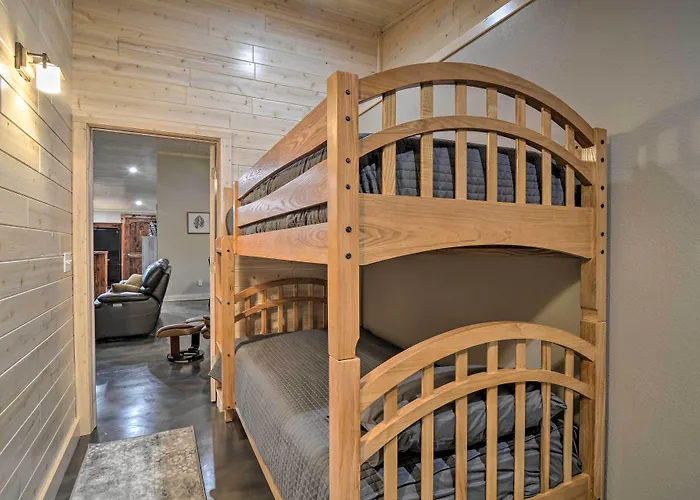 Modern Arcadia Farmhouse On 80 Acres W/ Fire Pit!