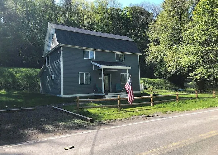1St Class Rentals Cooperstown New 3 Bedroom House