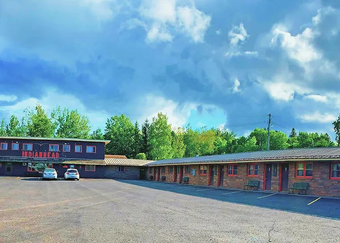 Indianhead Ironwood Hotel