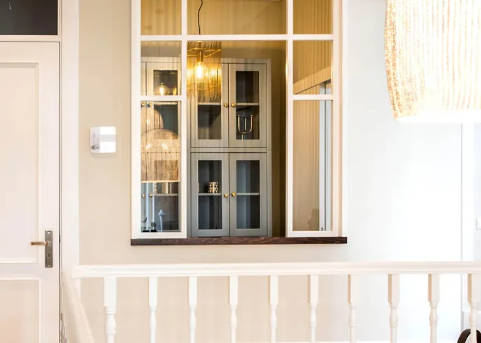 Harbour Inn Design Townhouse