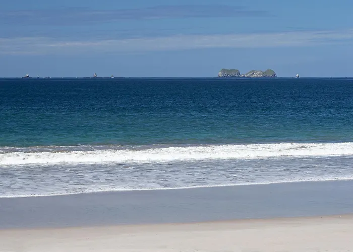 Newly Remodeled Beachfront Condo, Ground-Floor Terrace & Direct Access To Playa Flamingo