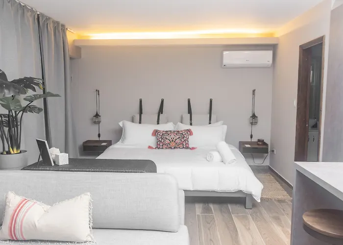 Tradewinds Apartments Simpson Bay