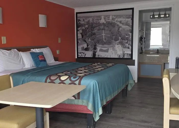 Fairbridge Inn Express London