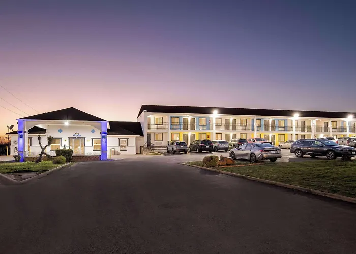 Days Inn By Wyndham Gainesville