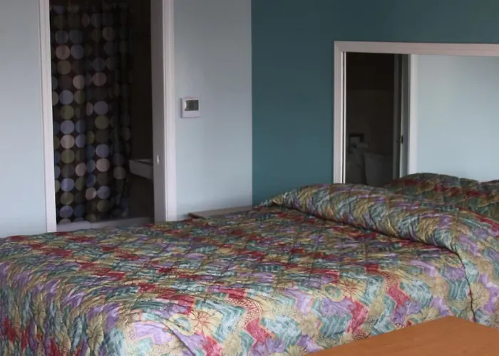 New Relax Inn Bridgeview