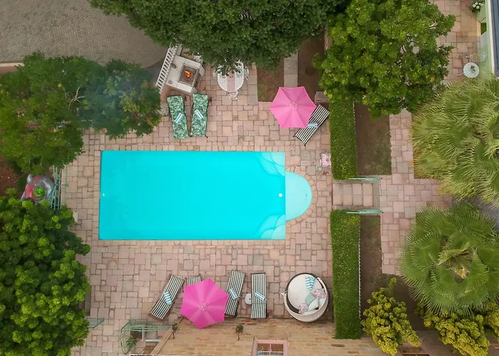 Betty'S Boutique Hotel