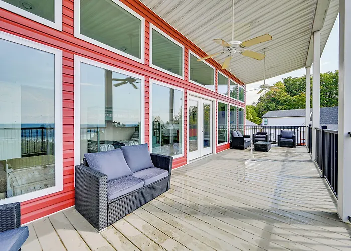 Nolin Lake Home W/ Decks & Fire Pit In Clarkson!