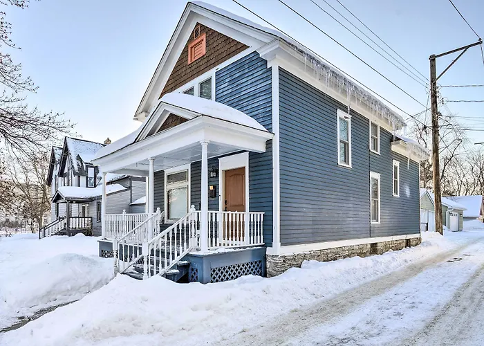 Saint Paul Home In Historic Cathedral Hill