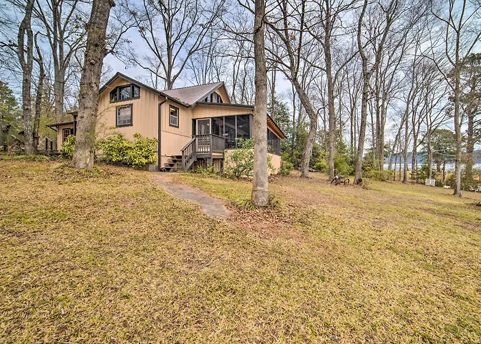 Authentic Retreat W/ Private Dock On Coosa River!
