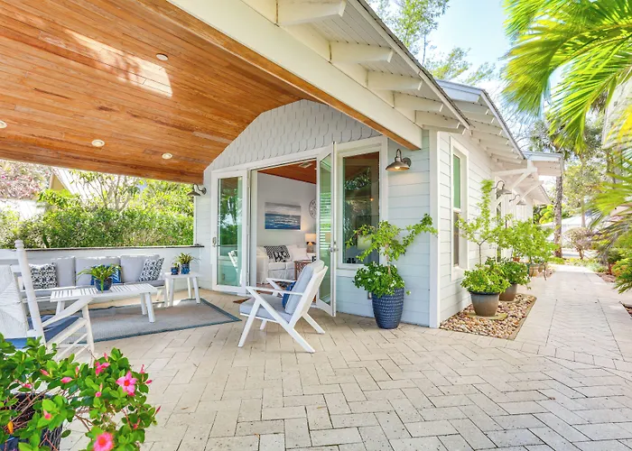 Waterfront Stuart Oasis W/ Hot Tub & Dock!