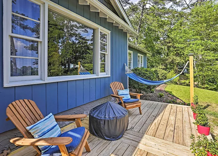 Family-Friendly Escape ~ 6 Mi To City Center!