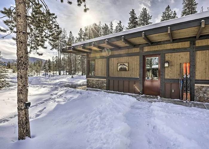 Cozy Fraser Cabin W/ Views & Moose Sightings!