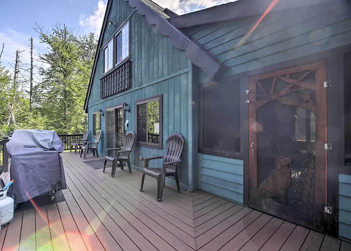 Lake Placid Chalet: Deck & Forest Views!
