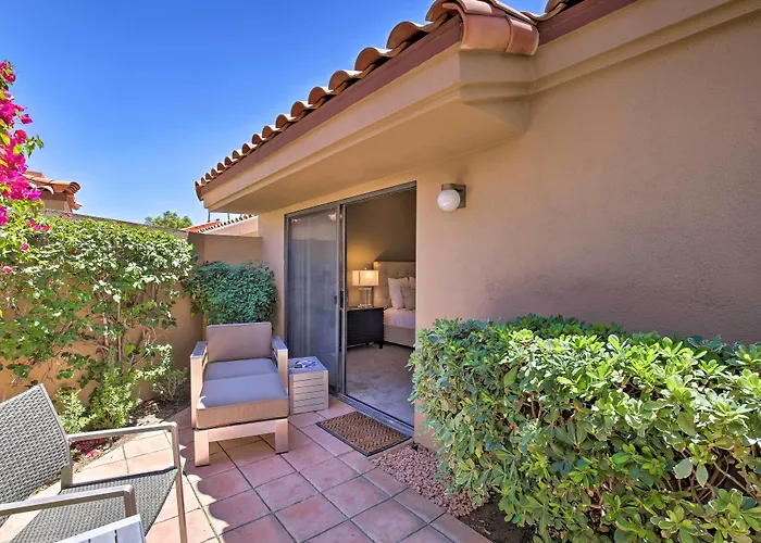 Luxury Remodeled Palm Desert Resort Condo!