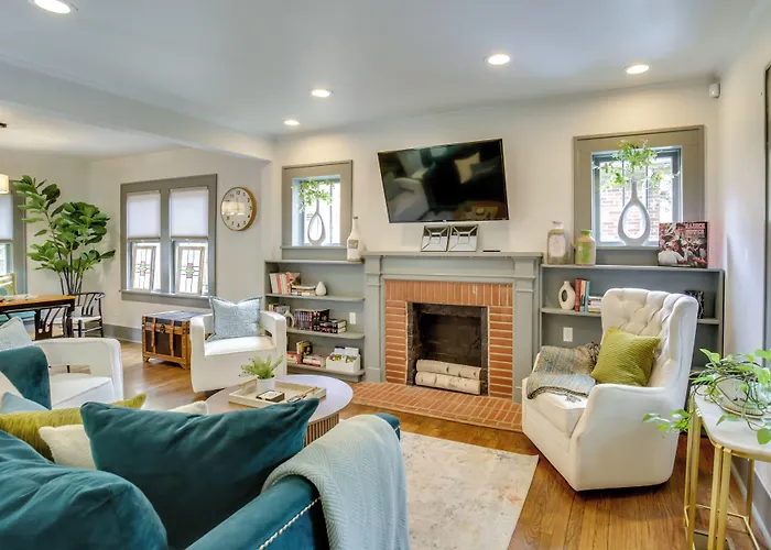Renovated Lubbock Home - Walk To Texas Tech!