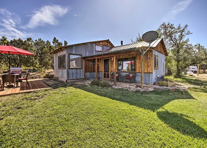 Idyllic Dolores Cabin W/ Fire Pit & Lake Views!