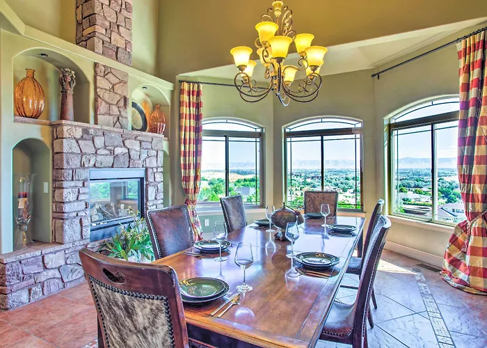 Spacious Grand Junction Home W/ Mountain View