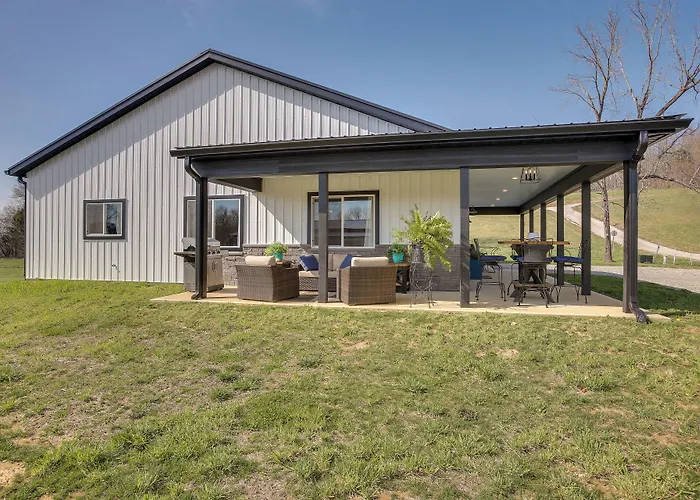 Byrdstown Home Near Dale Hollow Lake!