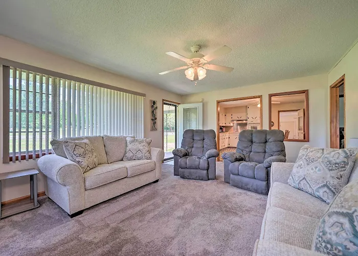 Charming Clayton Home ~ 4 Mi To Sardis Lake!