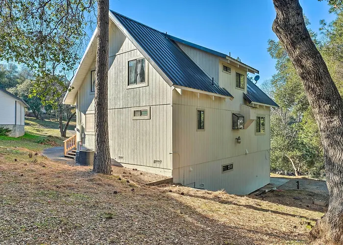 Modern Groveland Chalet ~ 25 Mi To Yosemite!