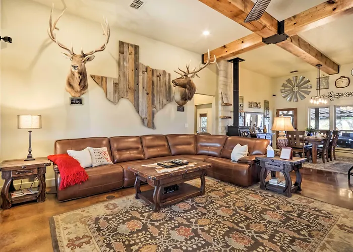 Secluded Country Hideaway W/ Fire Pit & Pool!