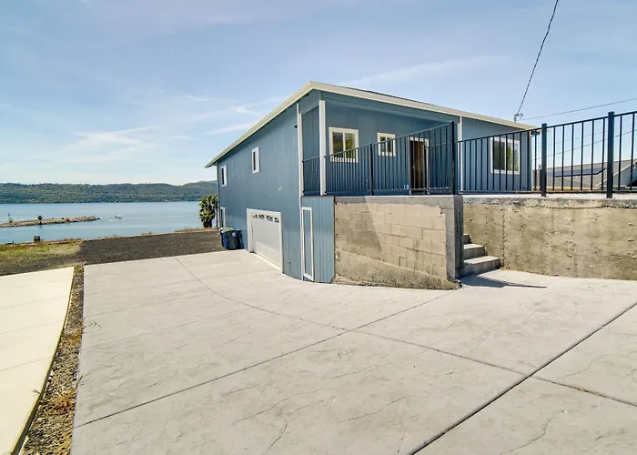 Clearlake Vacation Rental W/ Nearby Lake Access!