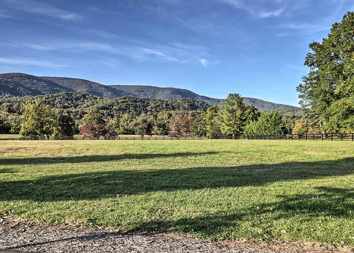 Bright Crozet Apartment W/ Mountain Views!