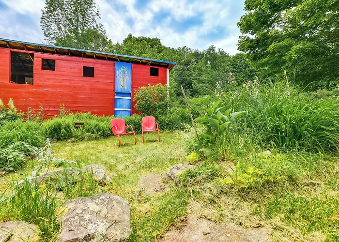Cozy Catskills Vacation Rental With Deck!