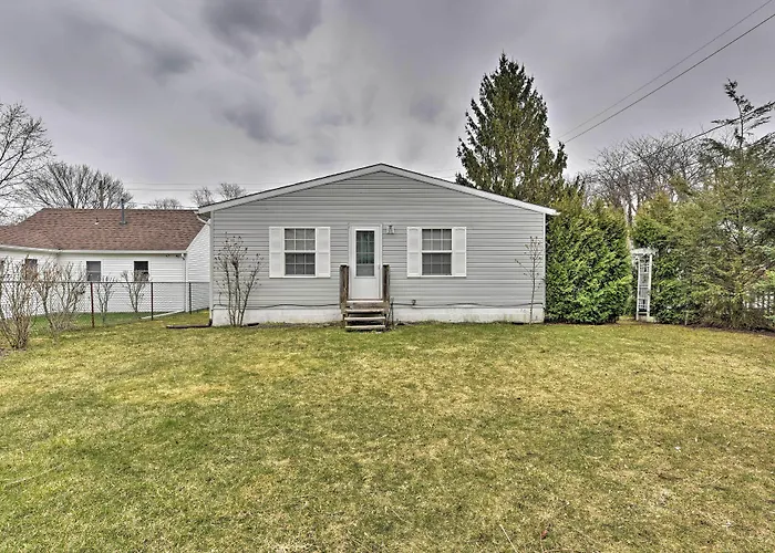 Family-Friendly Hideaway Near Presque Isle!