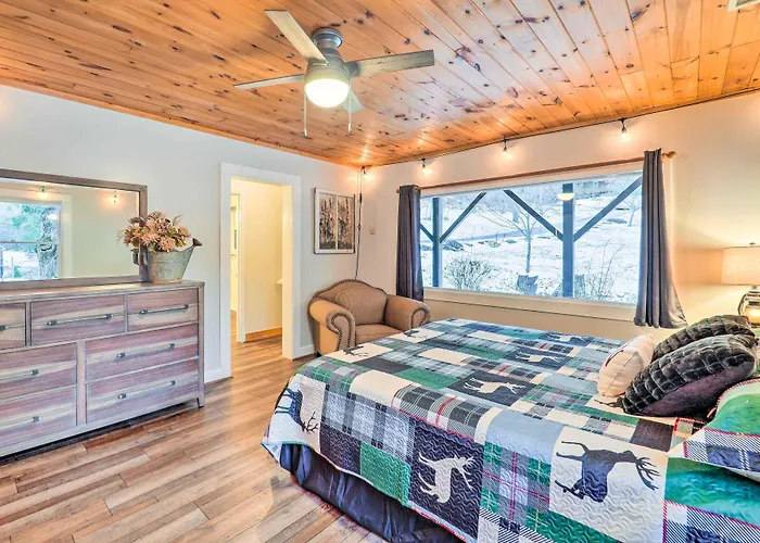 Mountain Retreat < 4 Mi To Downtown Boone!