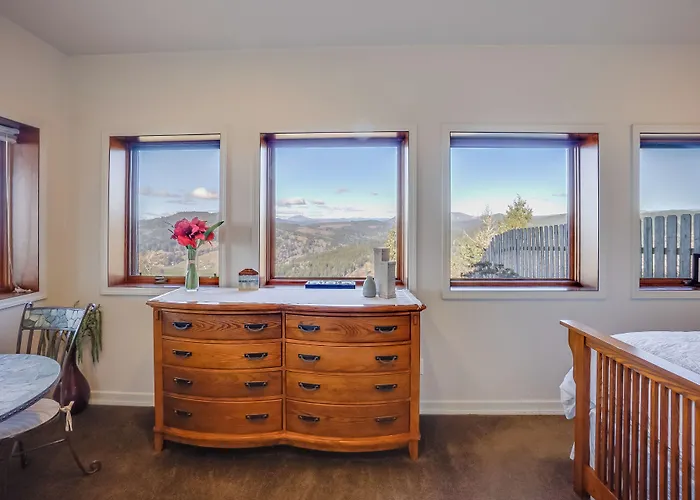 Stunning 360 Ocean Views, Near Redwoods Np!
