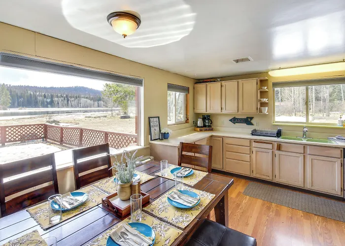 Hike, Bike & Boat: Cabin W/ Dock On Seeley Lake!