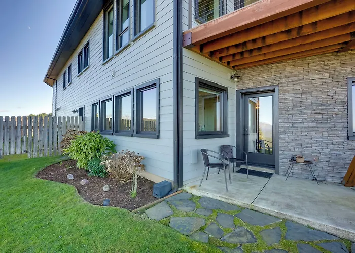 Stunning 360 Ocean Views, Near Redwoods Np!
