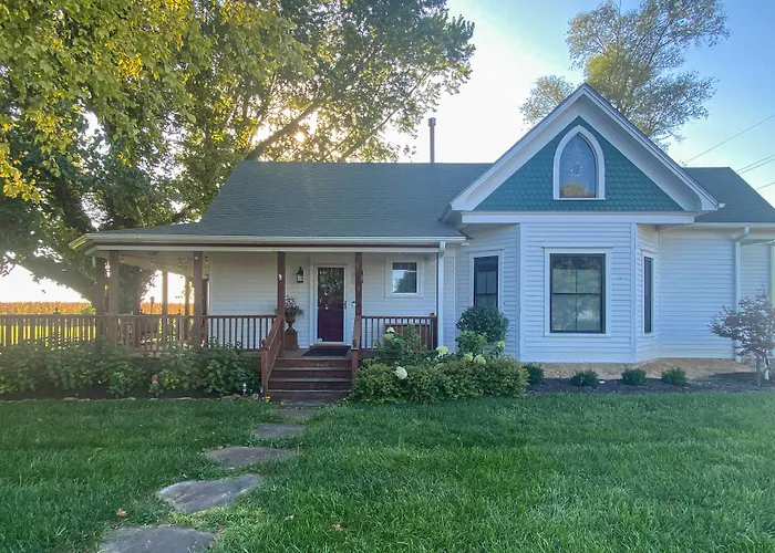 Countryside Cottage W/ Large Yard Near Topeka