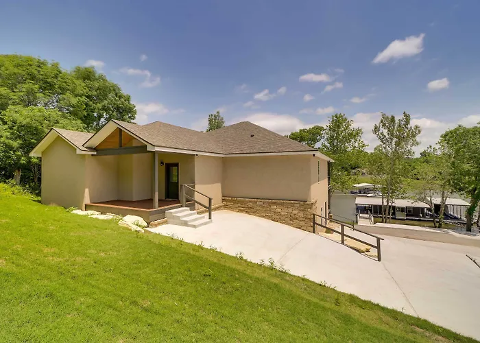 Waterfront Grand Lake Family House W/ Game Room!