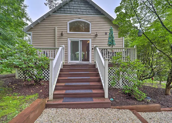 Quiet Studio Escape ~ 2 Mi To Blue Ridge Parkway!